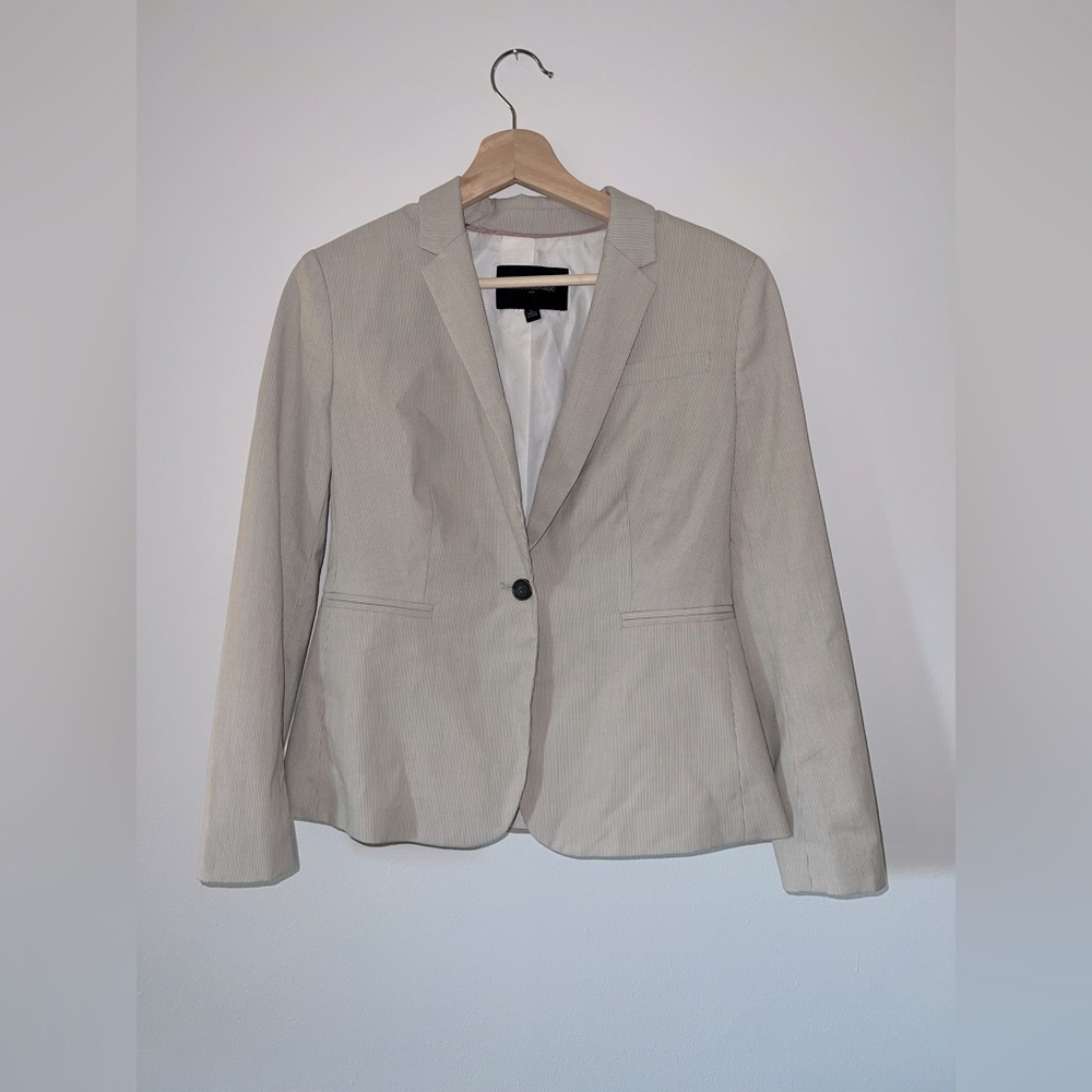 Banana Republic Beige Seersucker Stripe Blazer Coat